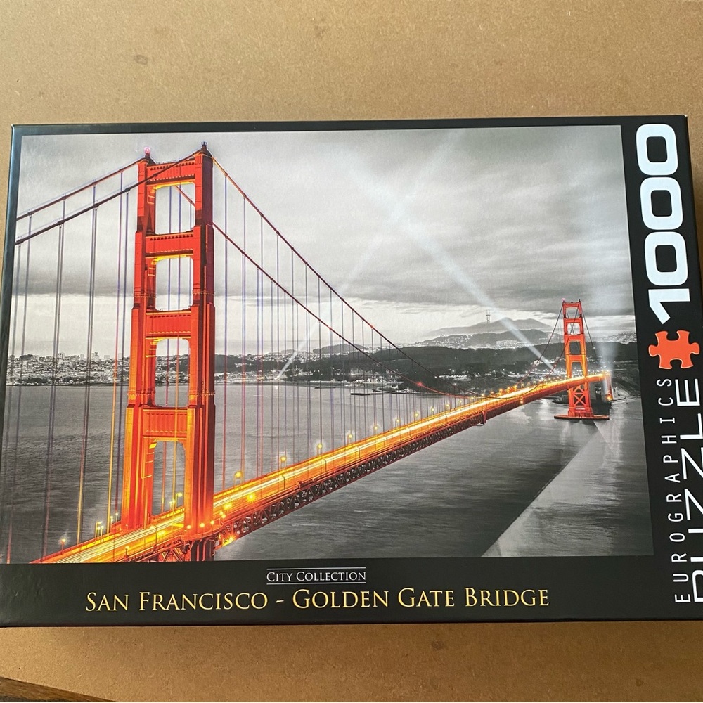 1000 piece puzzle, like new, complete. San Francisco, California.